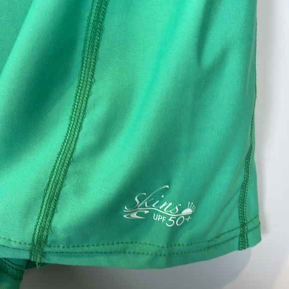 O'Neill Women's Size XS Short Sleeve Rashguard Green White UPF 50 - Picture 4 of 7